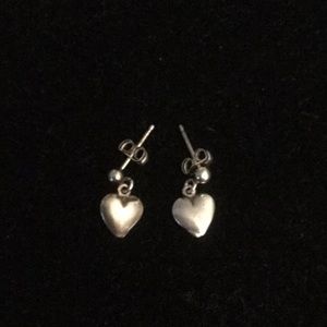 925 Sterling silver heart stud earrings